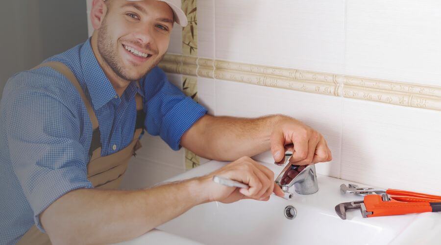 Professional clogged drains services in New River, VA